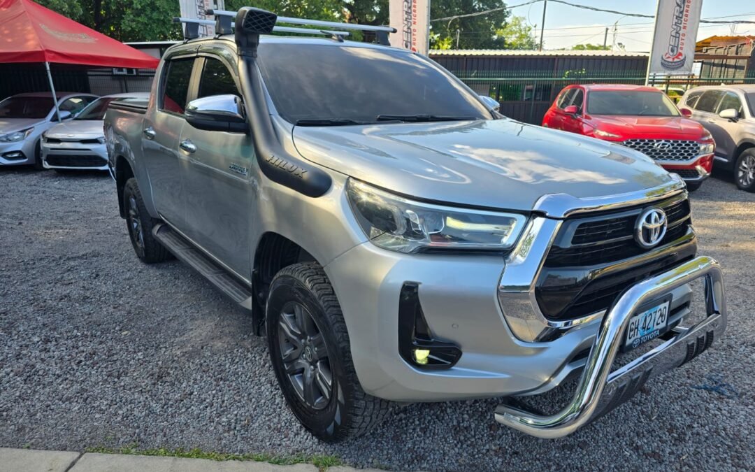 TOYOTA HILUX SRV 2024